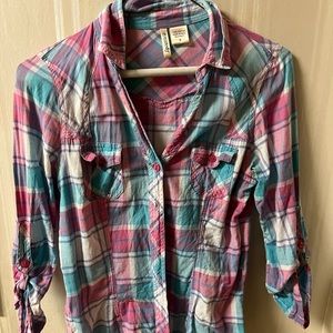Pink, light blue, and white Passport brand flannel long-sleeved shirt. Size SM.